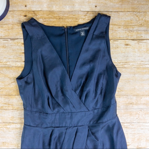 Banana Republic 100% Silk Navy Dress - Picture 3 of 8